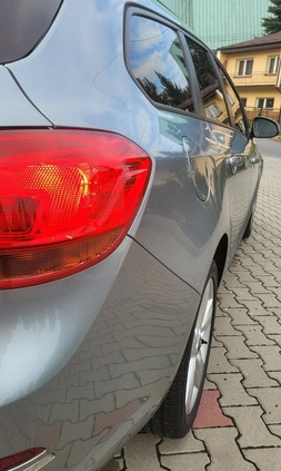 Opel Astra cena 26990 przebieg: 260000, rok produkcji 2014 z Brzesko małe 742